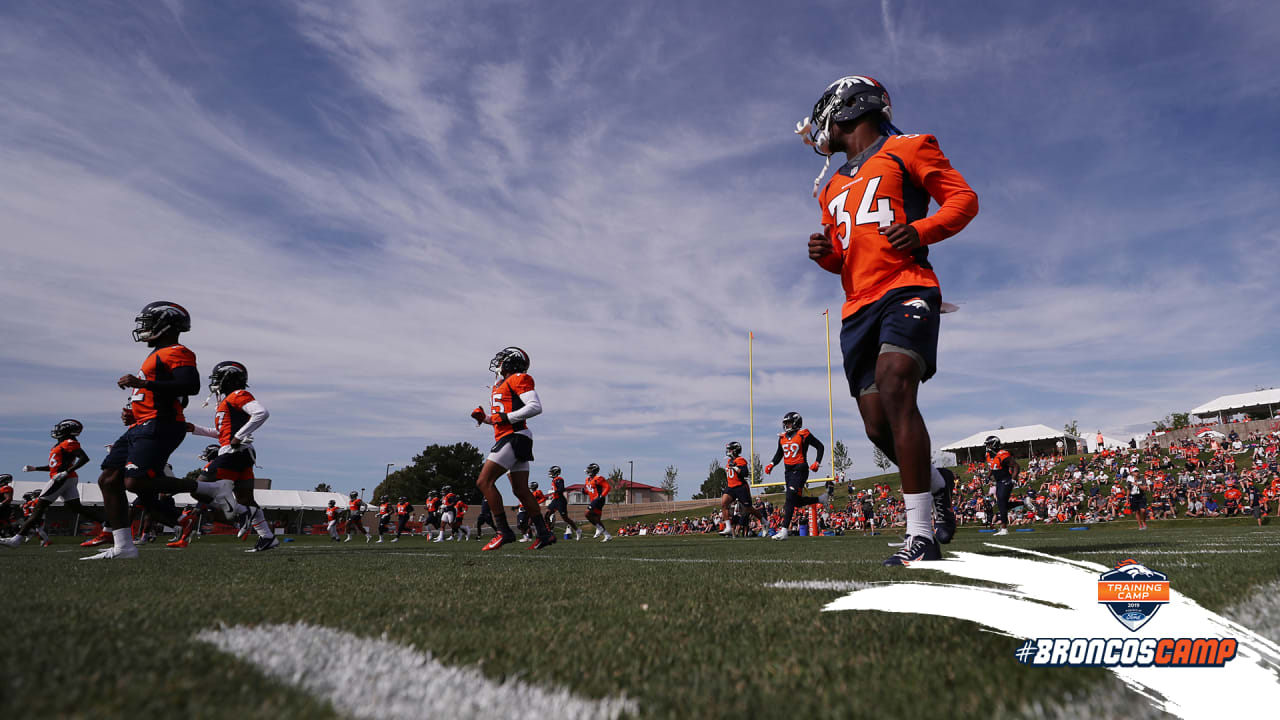 Denver Broncos Training Camp Notebook  Day 14: Multiple Fights Break Out  in Dallas Cowboys Practice - Sports Illustrated Mile High Huddle: Denver  Broncos News, Analysis and More