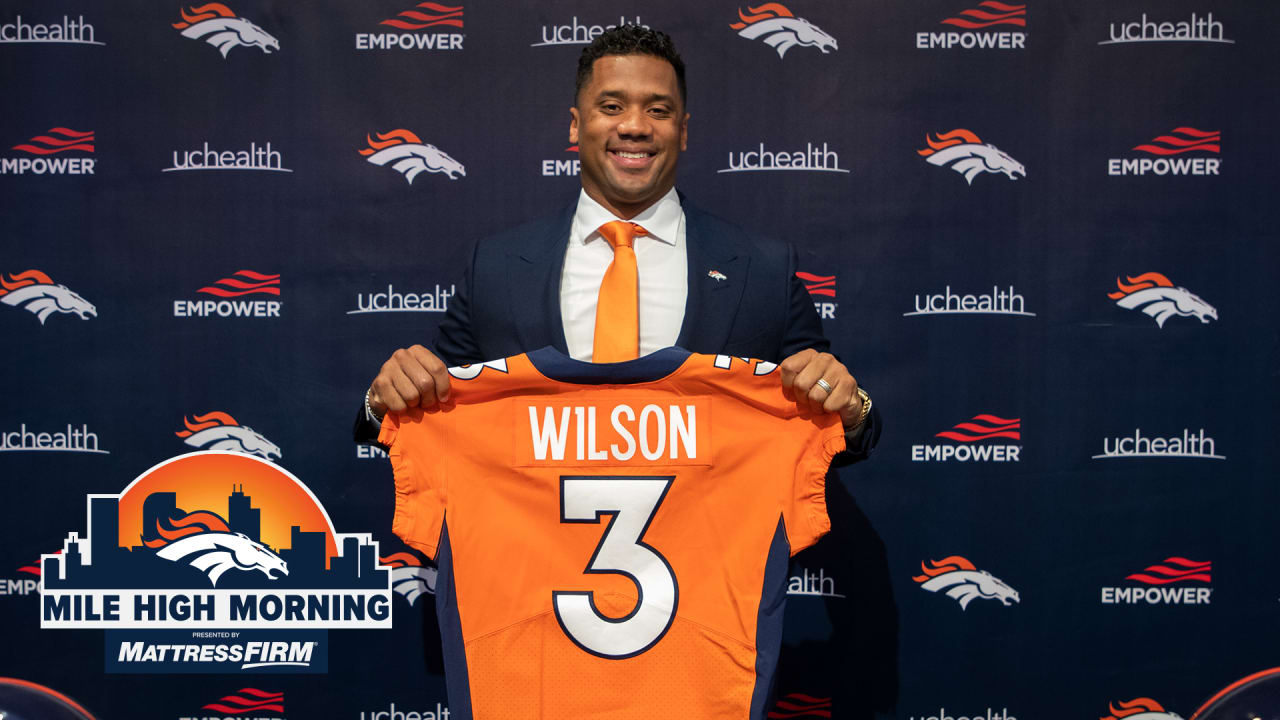 Broncos Russell Wilson has top-selling NFL jersey in 2022 - Mile