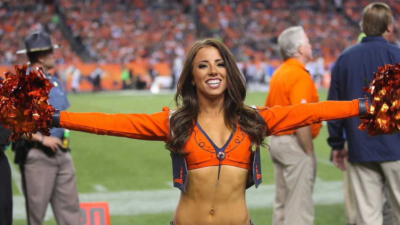 Broncos Cheerleaders on X: Three Mile High Cheers for our 2022 Pro Bowl  Cheerleader, @DBC_Katherine! 