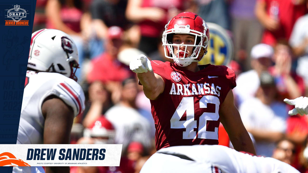 Photos: Arkansas LB Drew Sanders' Path To The Broncos