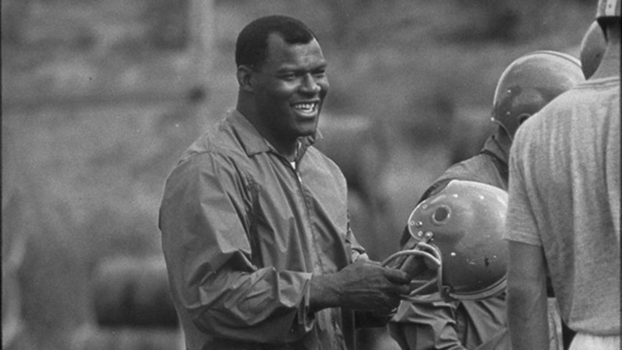 Buffalo Bills star Cookie Gilchrist was Hall of Famer Jim Brown's equal