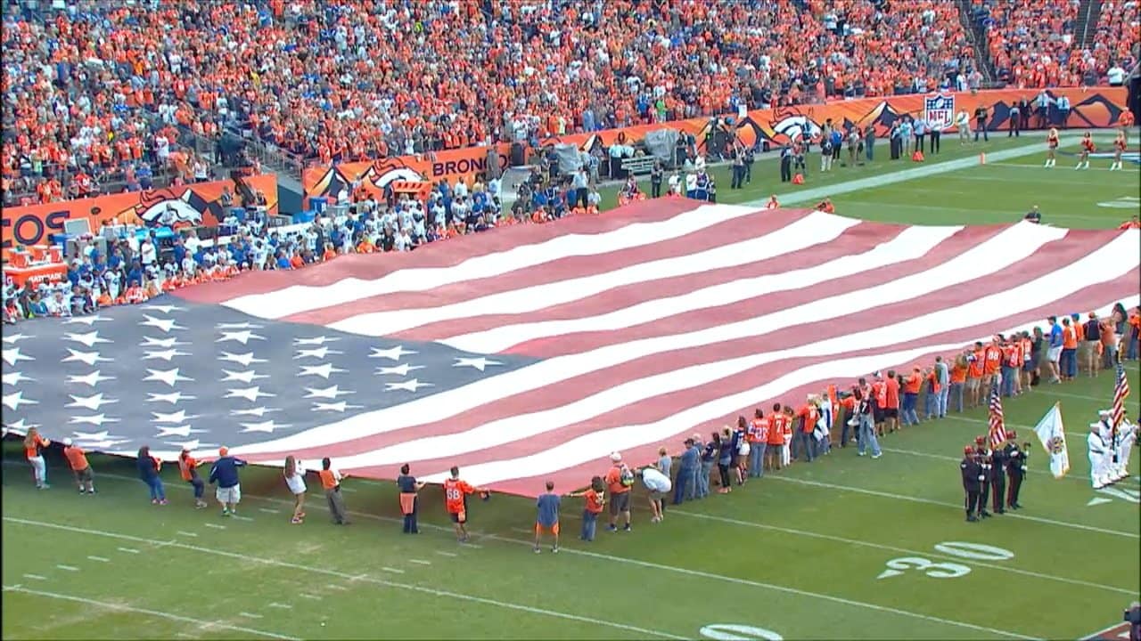 Denver Broncos, Buffalo Bills demonstrate during national anthem 