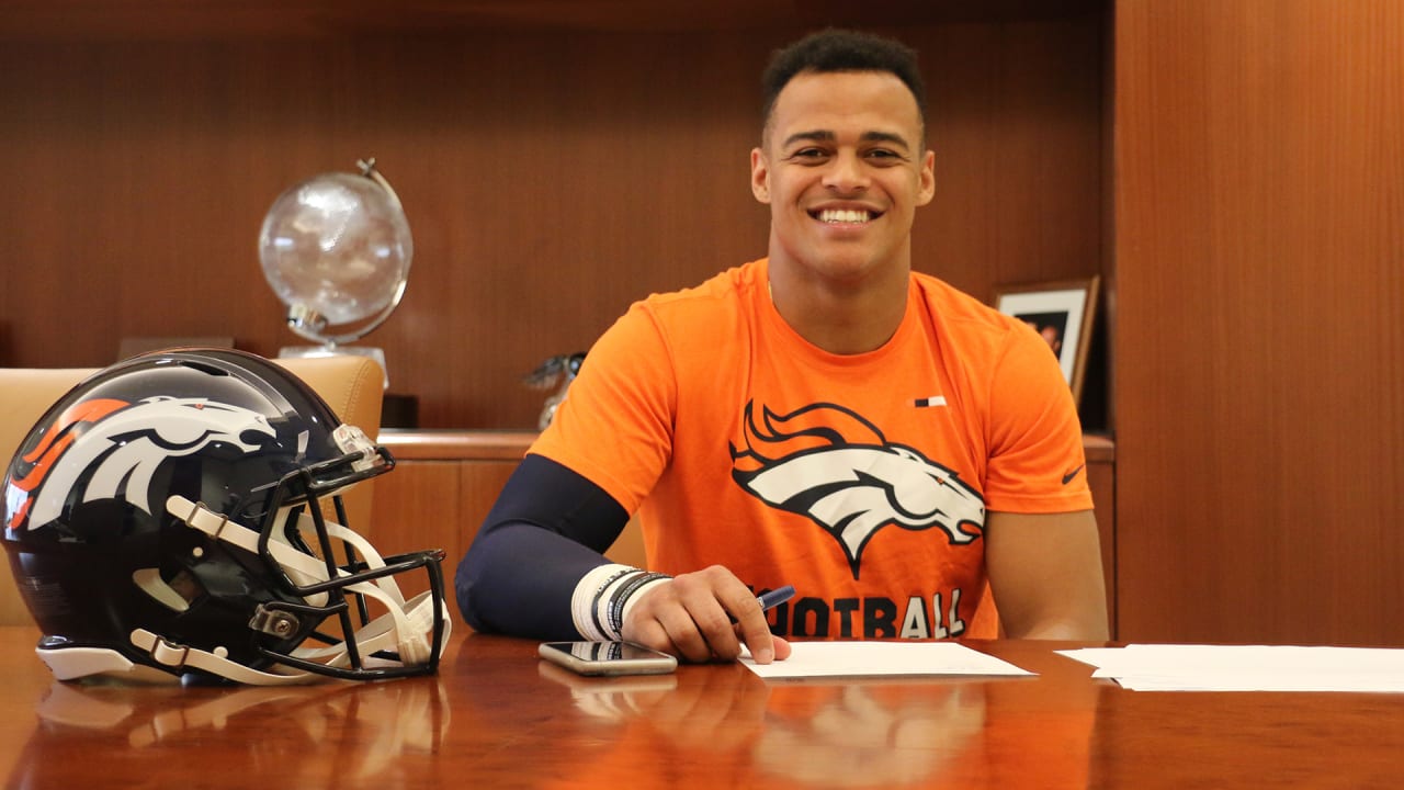 First-round pick Noah Fant signs rookie contract