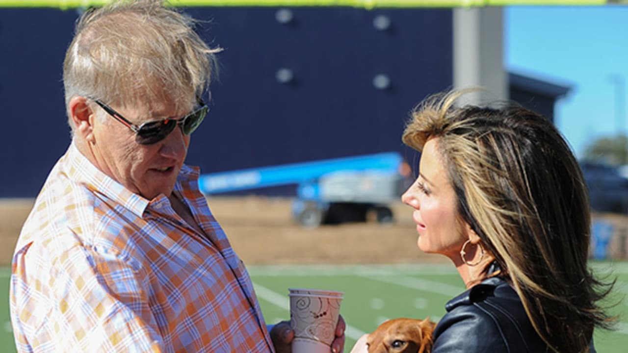 John and Paige Elway to be honored for philanthropy