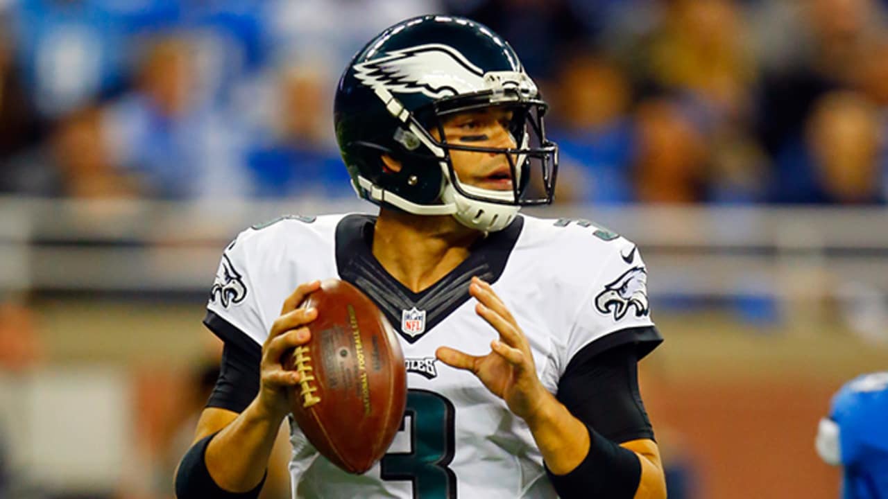 Broncos complete trade to acquire Mark Sanchez from Eagles