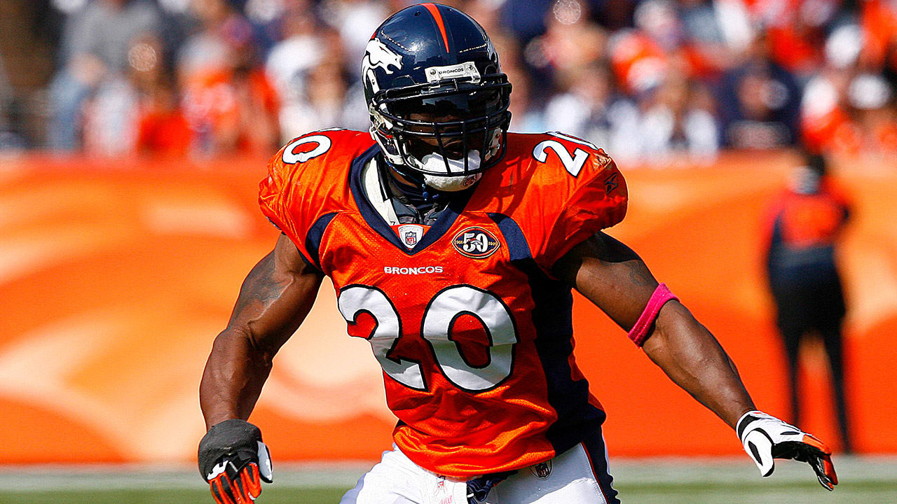 6 awesome photos of Brian Dawkins in a Broncos uniform