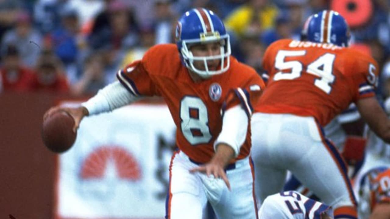 Relive the first time the Broncos wore their navy jerseys at home