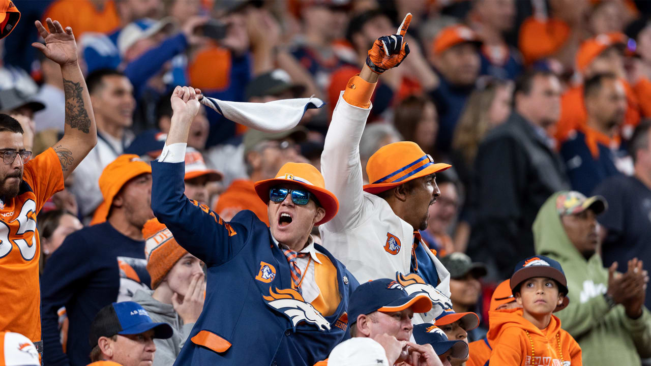 Broncos to still allow 5,700 fans at Sunday's game against Dolphins, source  says