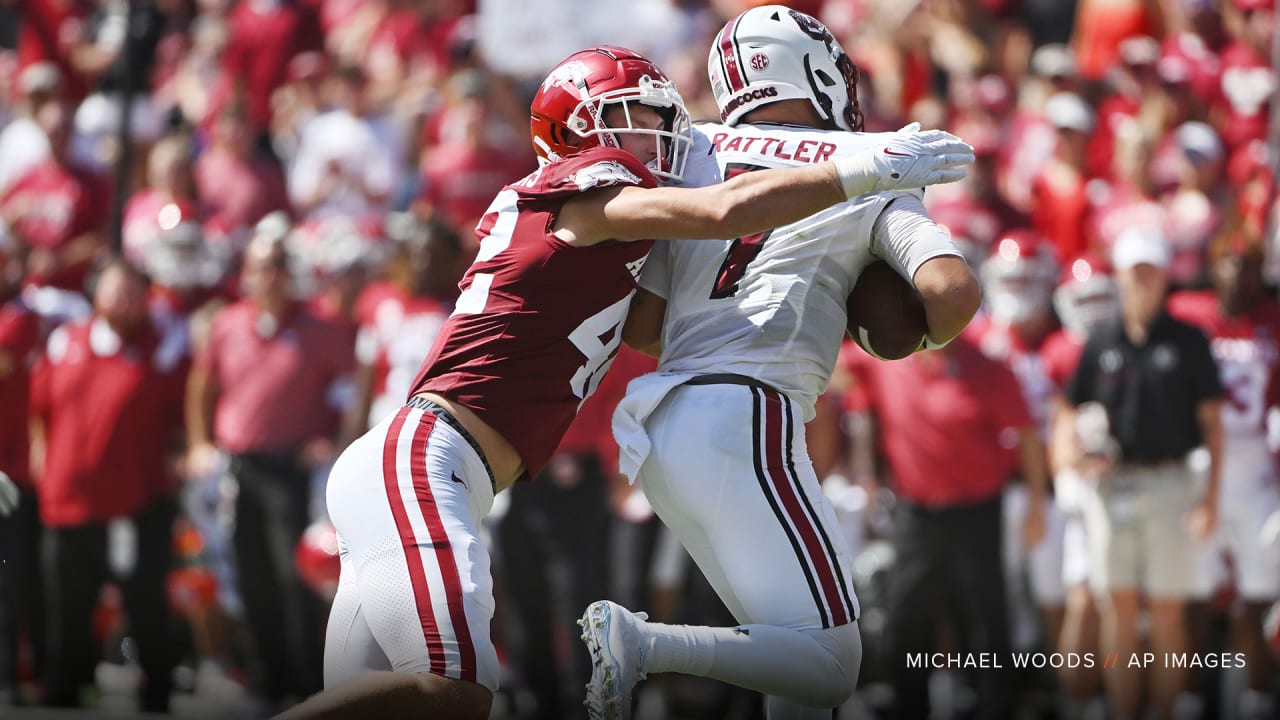 Denver Broncos select Arkansas LB Drew Sanders with 67th overall