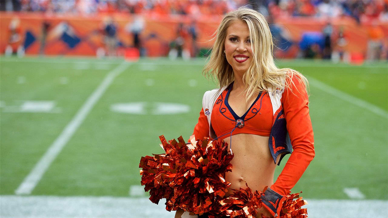 Hottest Cheerleaders: NFC North - Bucs Forum