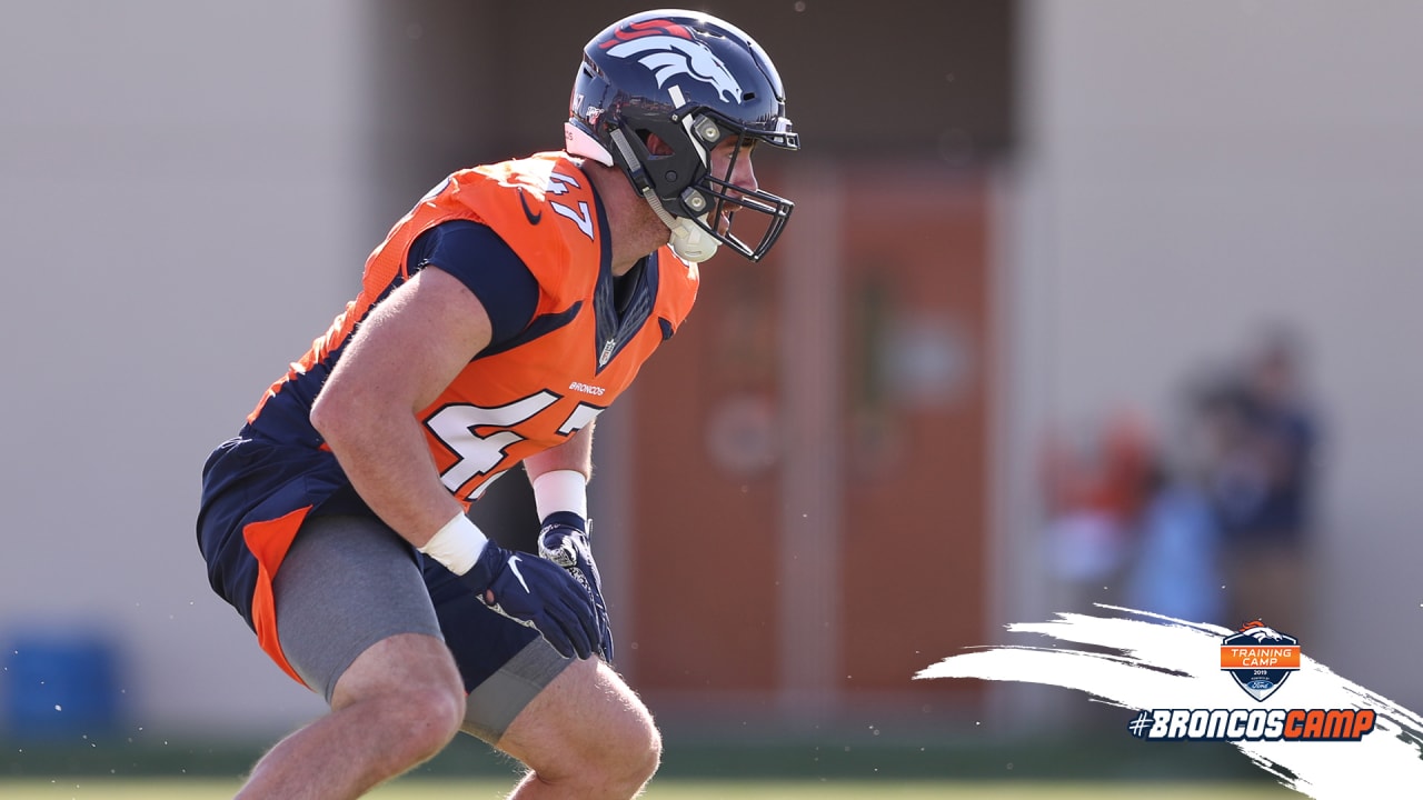 Denver Broncos linebacker Josey Jewell (47) against the Kansas City Chiefs  of an NFL football game Sunday, December 11, 2022, in Denver. (AP  Photo/Bart Young Stock Photo - Alamy