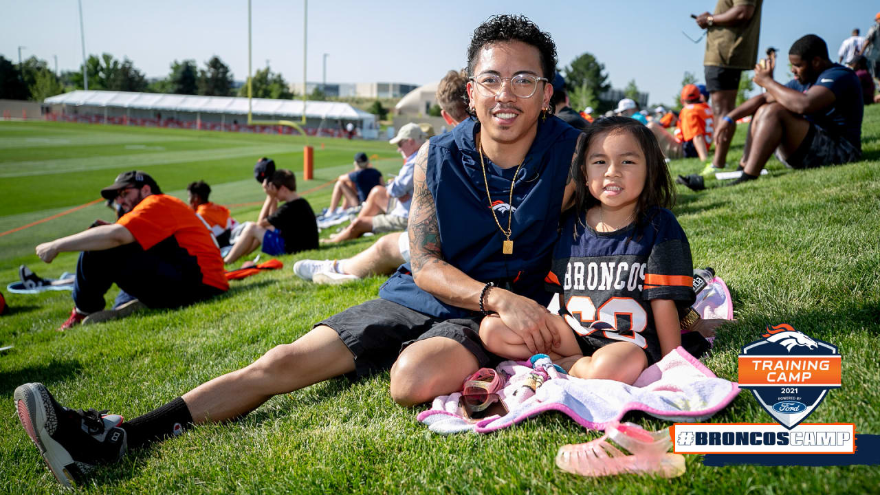 September 18, 2022: A man in costume cheers on the Broncos in the football  game between the Denver Broncos and Houston Texans at Empower Field Field  in Denver, CO. Denver hung on