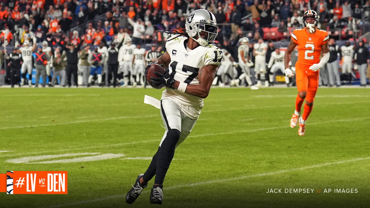 Broncos-Raiders notebook: Josh Jacobs becomes Denver's newest