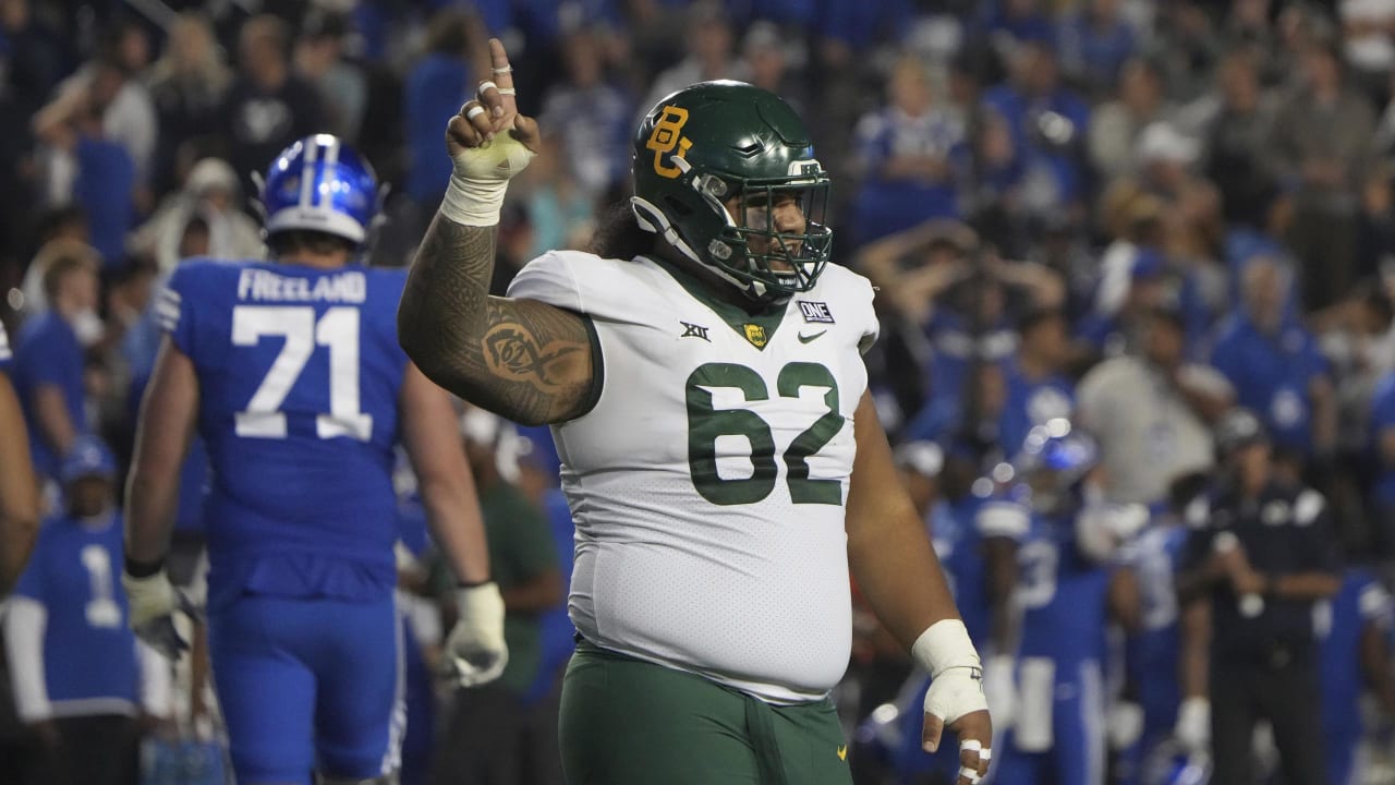 BREAKING: With the No. 98 pick in the 2023 @nfldraft, the @clevelandbrowns  select Siaki Ika, Defensive Tackle, Baylor (East…