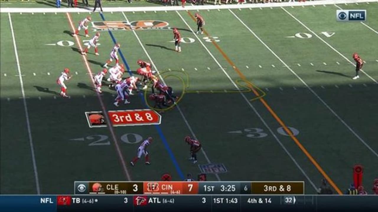 Cleveland Browns quarterback DeShone Kizer throws longest pass of his