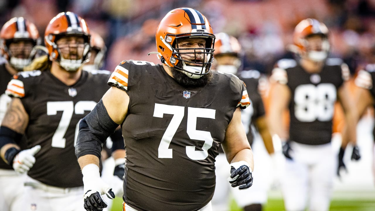 Joel Bitonio Postgame Press Conference vs. Steelers