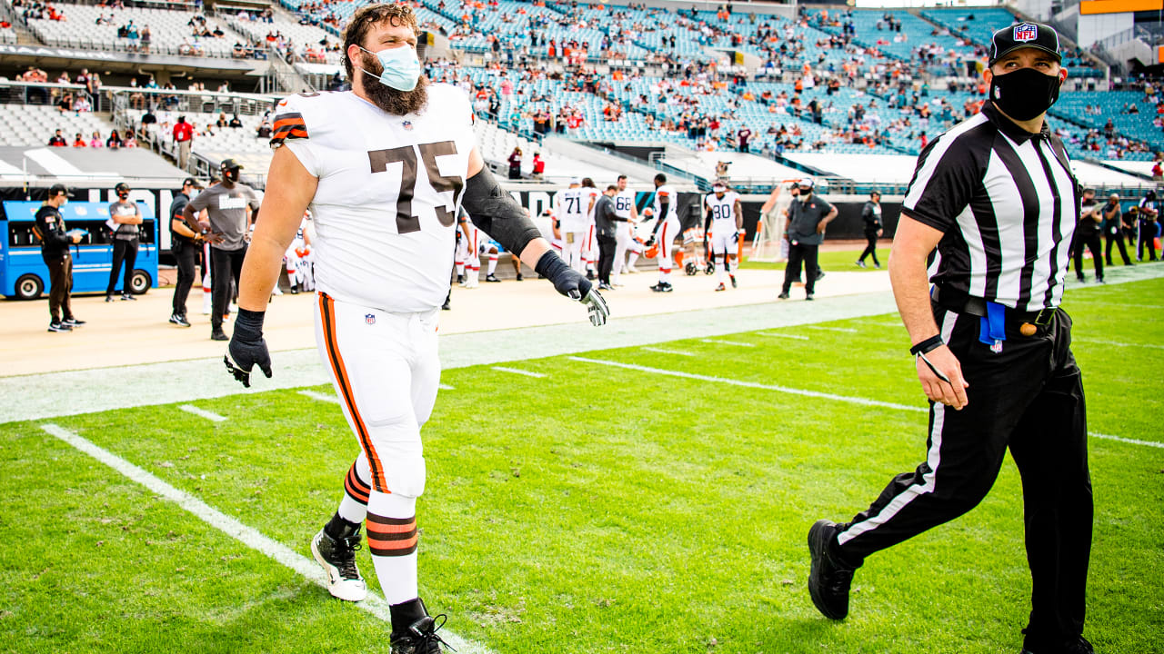 Joel Bitonio’s Leadership Continues To Shine As Browns Ready For Big ...