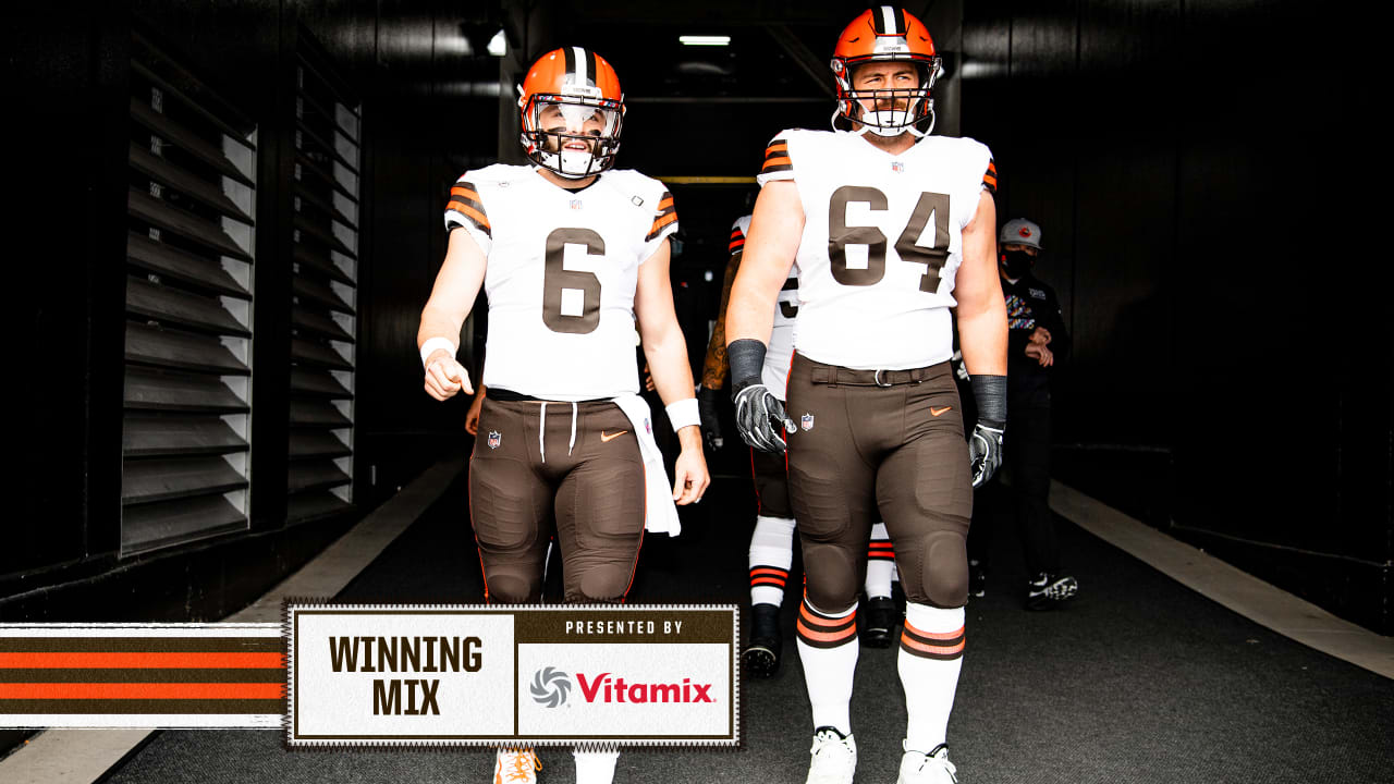 Cleveland Browns throw it back to the past with new uniforms