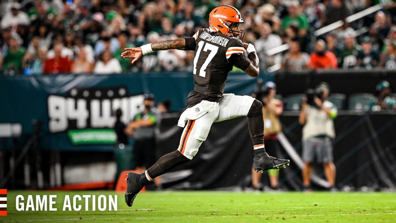 Cleveland Browns defensive end Sam Kamara (92) in action against