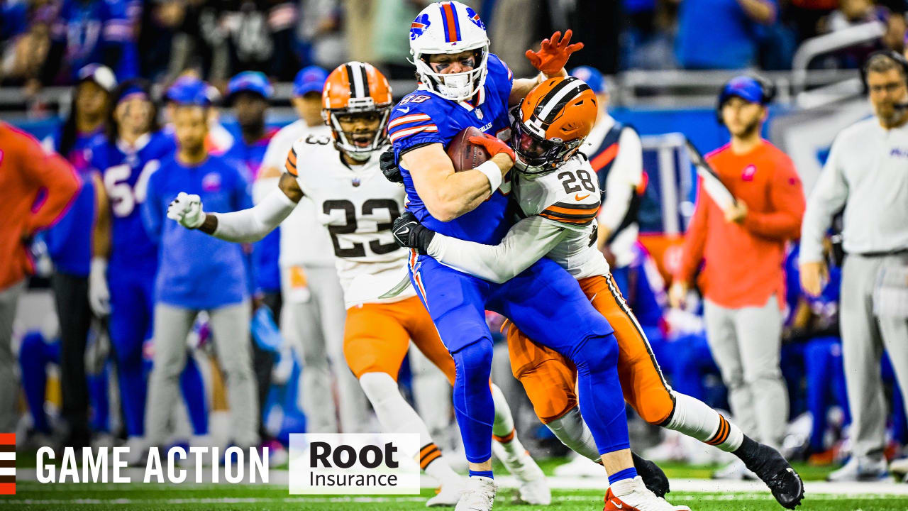 Photos: Week 11 - Browns at Bills Game Action