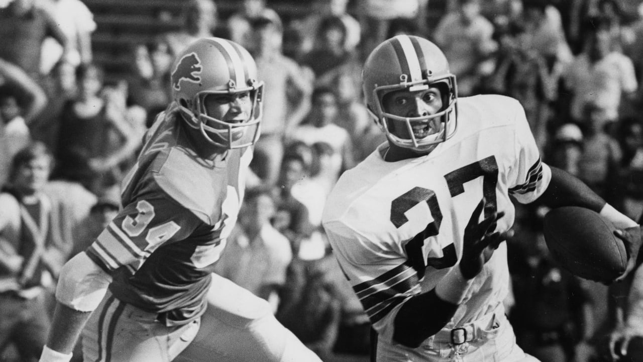 Cleveland Browns on X: Club 46: Thom Darden embraced Cleveland on