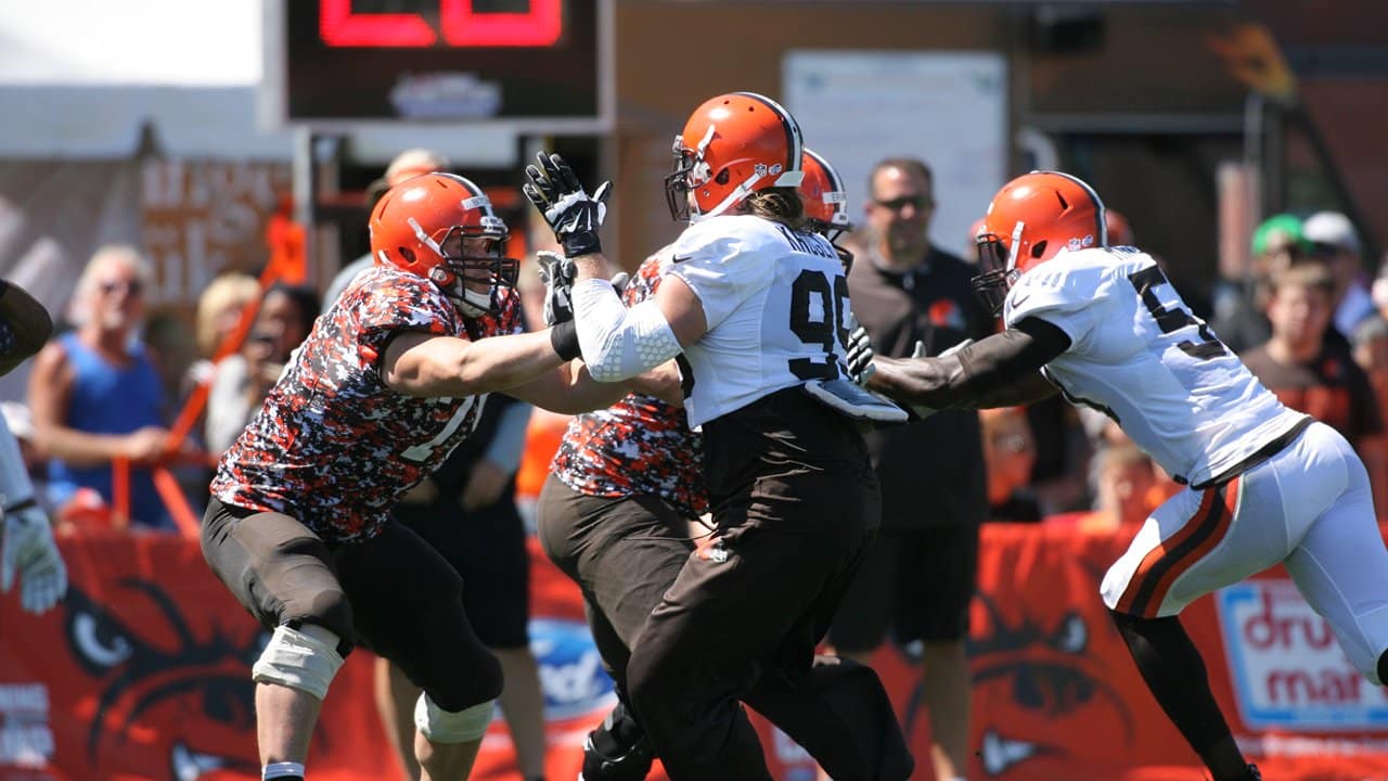 Kellen Mond: First time putting a Browns jersey on I'm excited