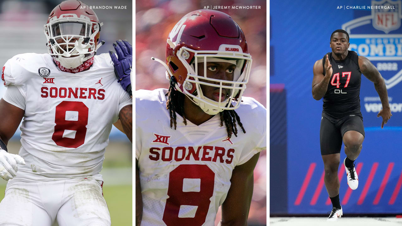 Report: Former Oklahoma Sooner WR CeeDee Lamb signs with Dallas Cowboys -  Sports Illustrated Oklahoma Sooners News, Analysis and More