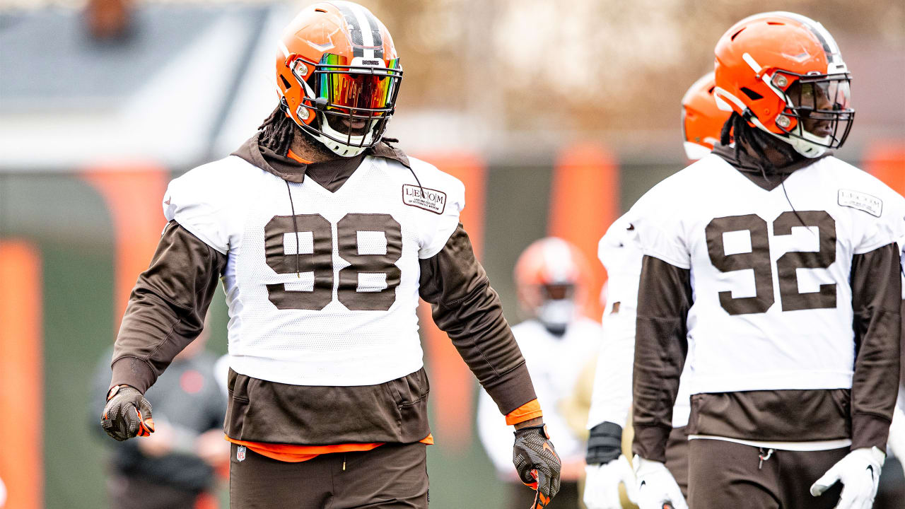 How the Browns felt about Myles Garrett, Nick Chubb, Joel Bitonio and David  Njoku missing OTAs: Insider 