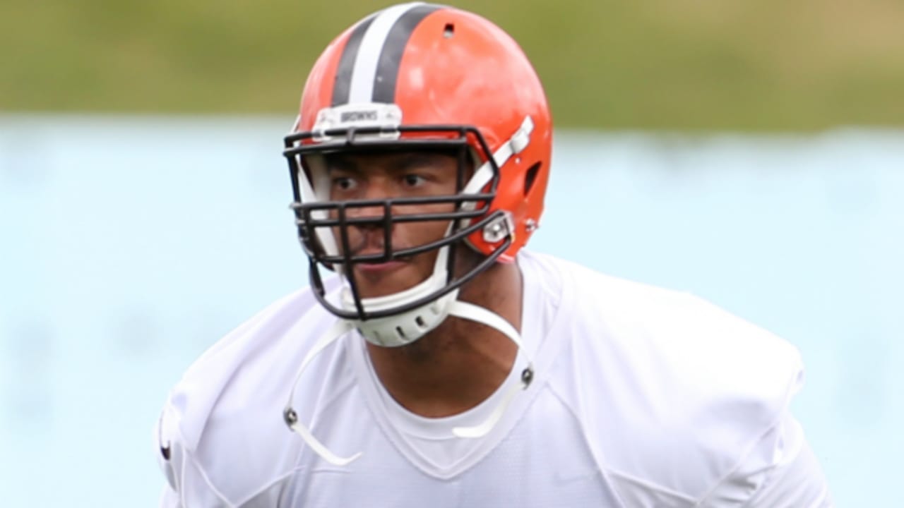 Desmond Bryant A Questionable Leader For Browns' Young D-Line - Steelers  Depot