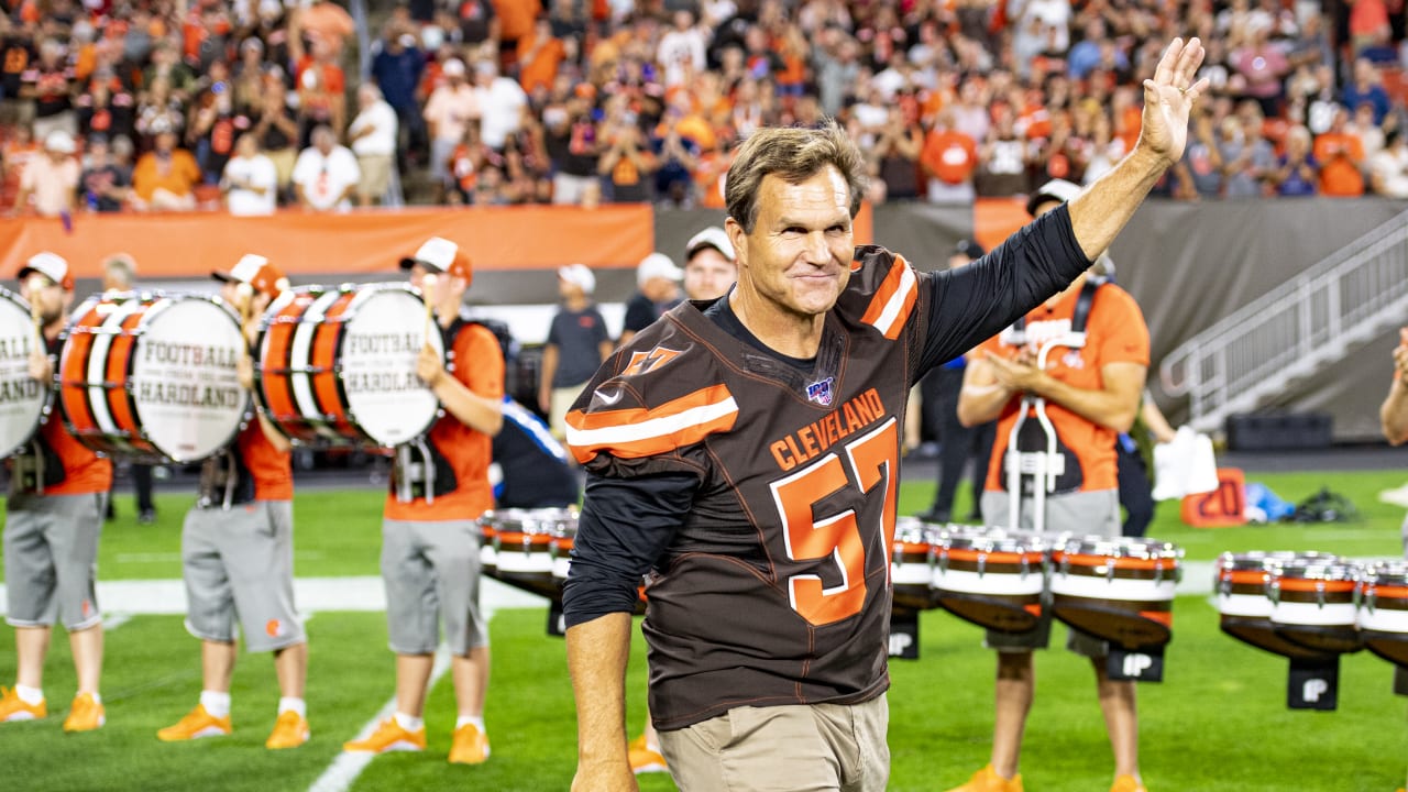 Browns induct former LB Clay Matthews into Ring of Honor