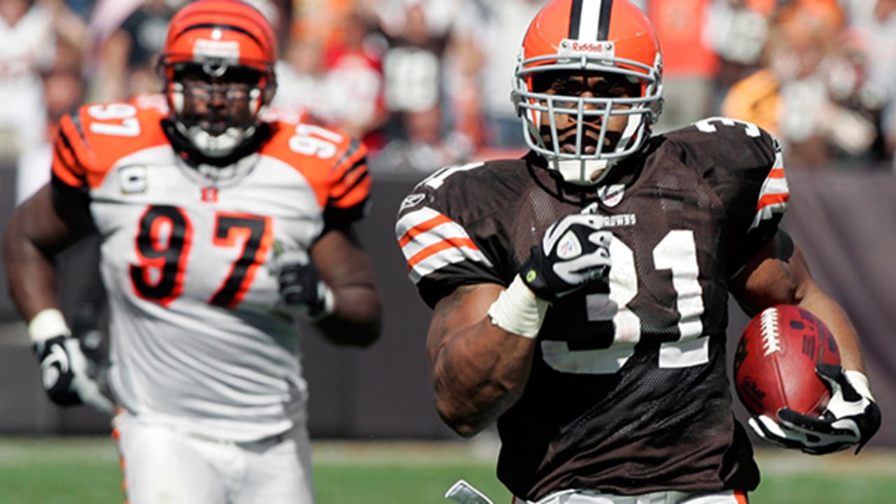 Cleveland Browns might be without Phil Dawson, Jamal Lewis vs