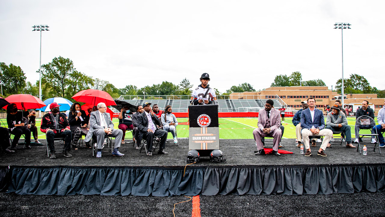 Cleveland Browns grant buys new turf for Start High School football stadium