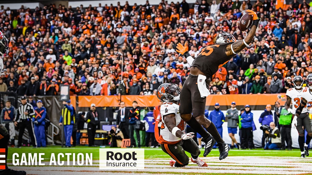 Photos: Week 12 - Buccaneers at Browns Game Action