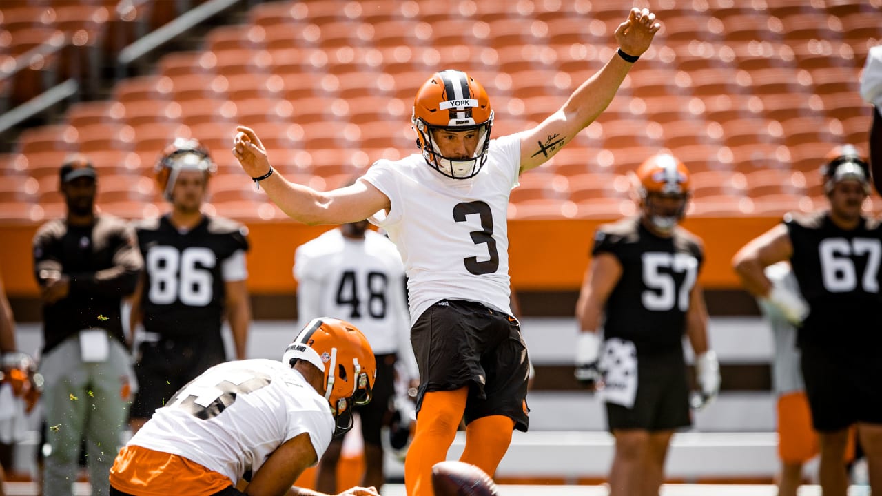 What's Going On With Cade York?  Cleveland Browns Podcast 2023