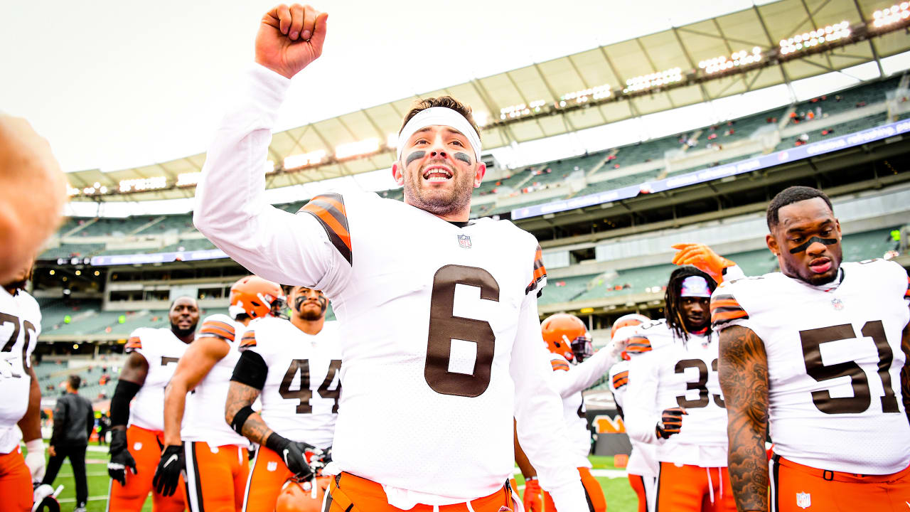 Baker Mayfield outduels Joe Burrow in 37-34 Browns win