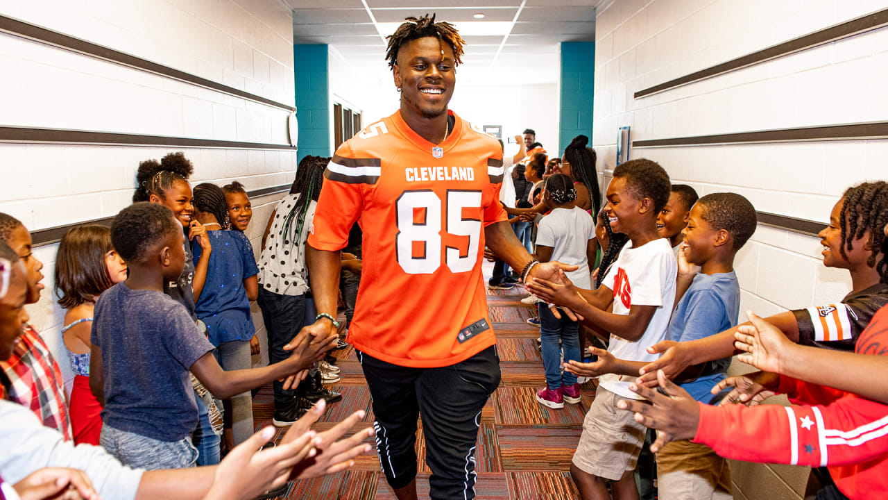 Cleveland Browns launch 'Get 2 School, Stay in the Game!' Network