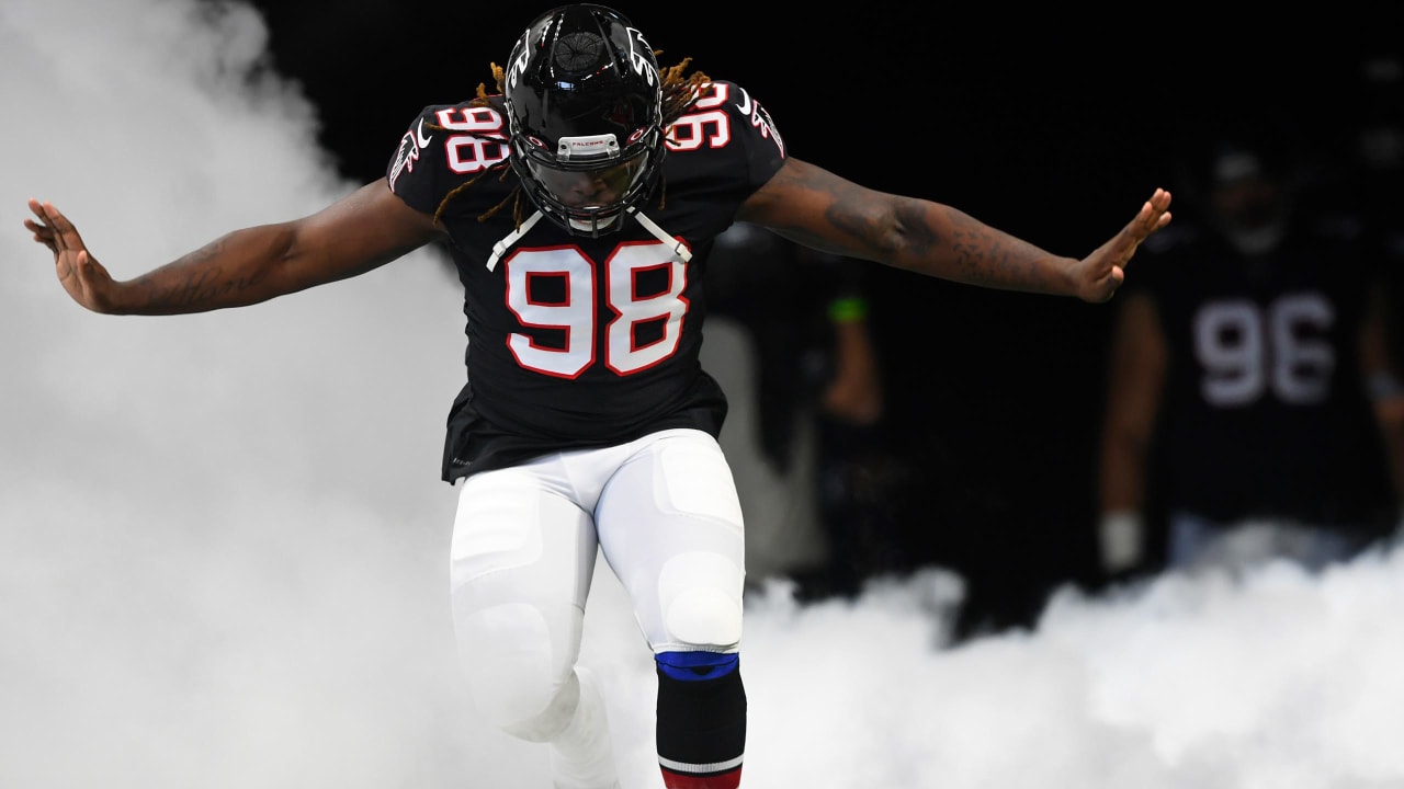 Takk McKinley lost himself in Atlanta, but means business in Cleveland