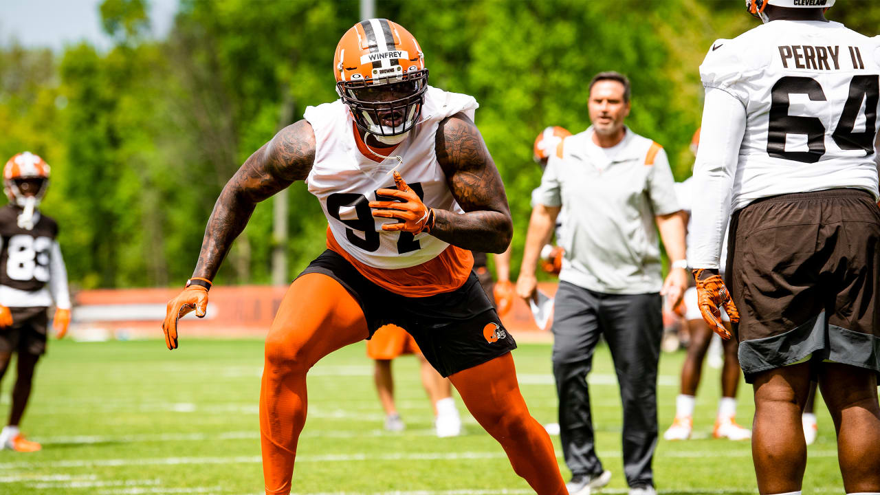 Cleveland Browns rookie Perrion Winfrey in trouble again