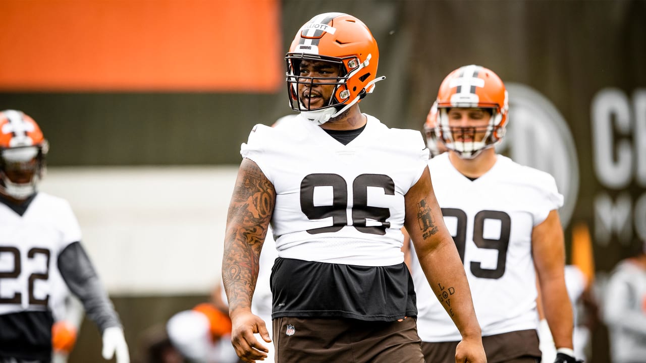 Predicting The Cleveland Browns Offensive Tackle Room in 2023