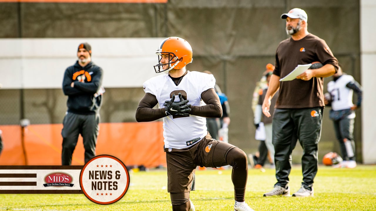 Cleveland Browns' Phil Dawson puts one foot in front of all others