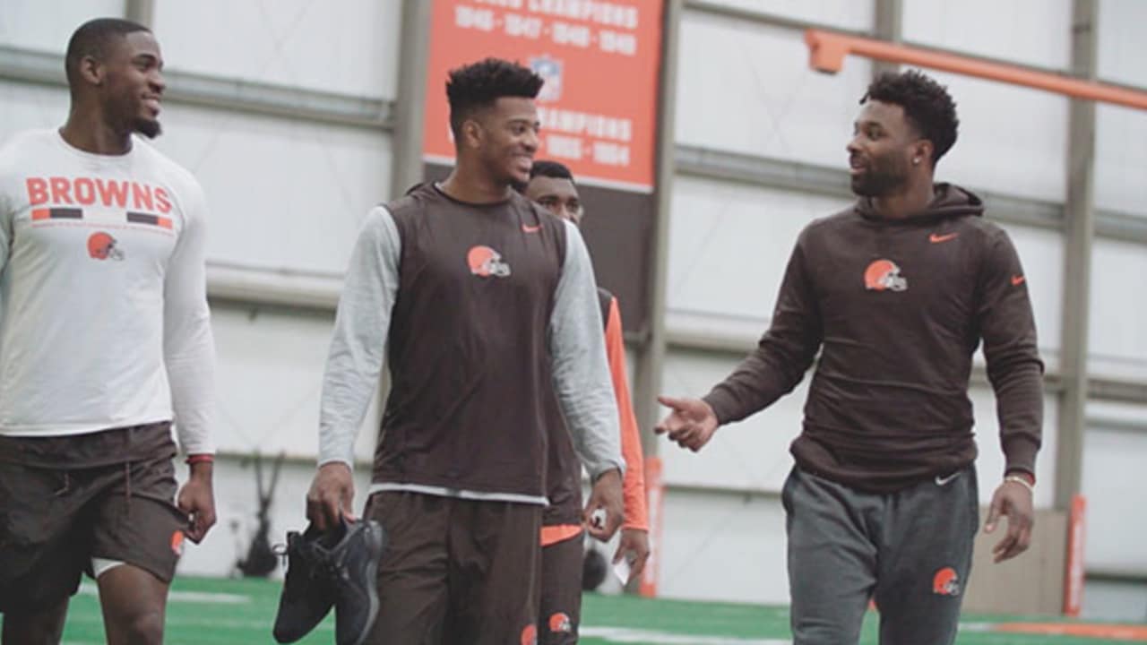 Browns rookies join forces with revamped, more experienced veteran roster