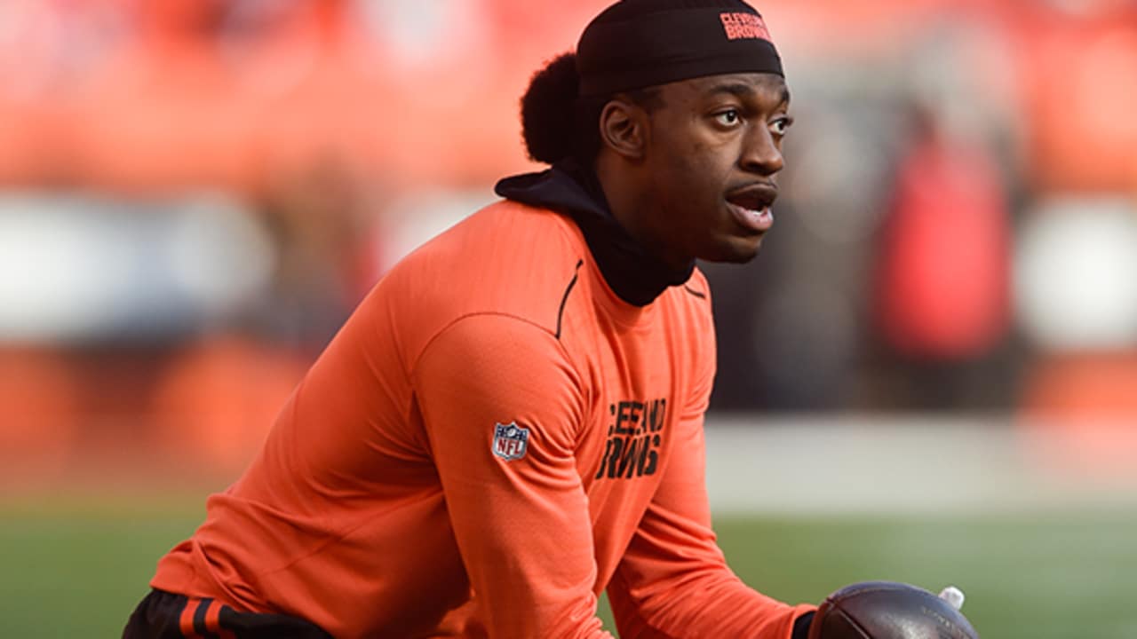 RG3 back in starting lineup for winless Browns