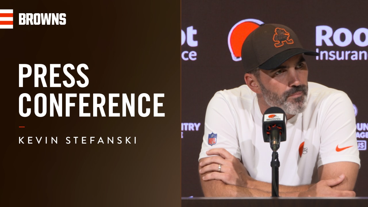 Kevin Stefanski picks Hall of Famers brains after Browns 12-6 season