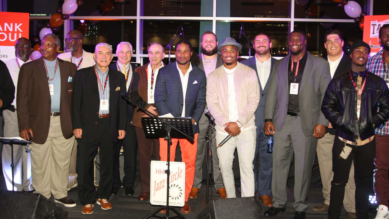 Taste of the Browns raises money for Great Cleveland Food Bank