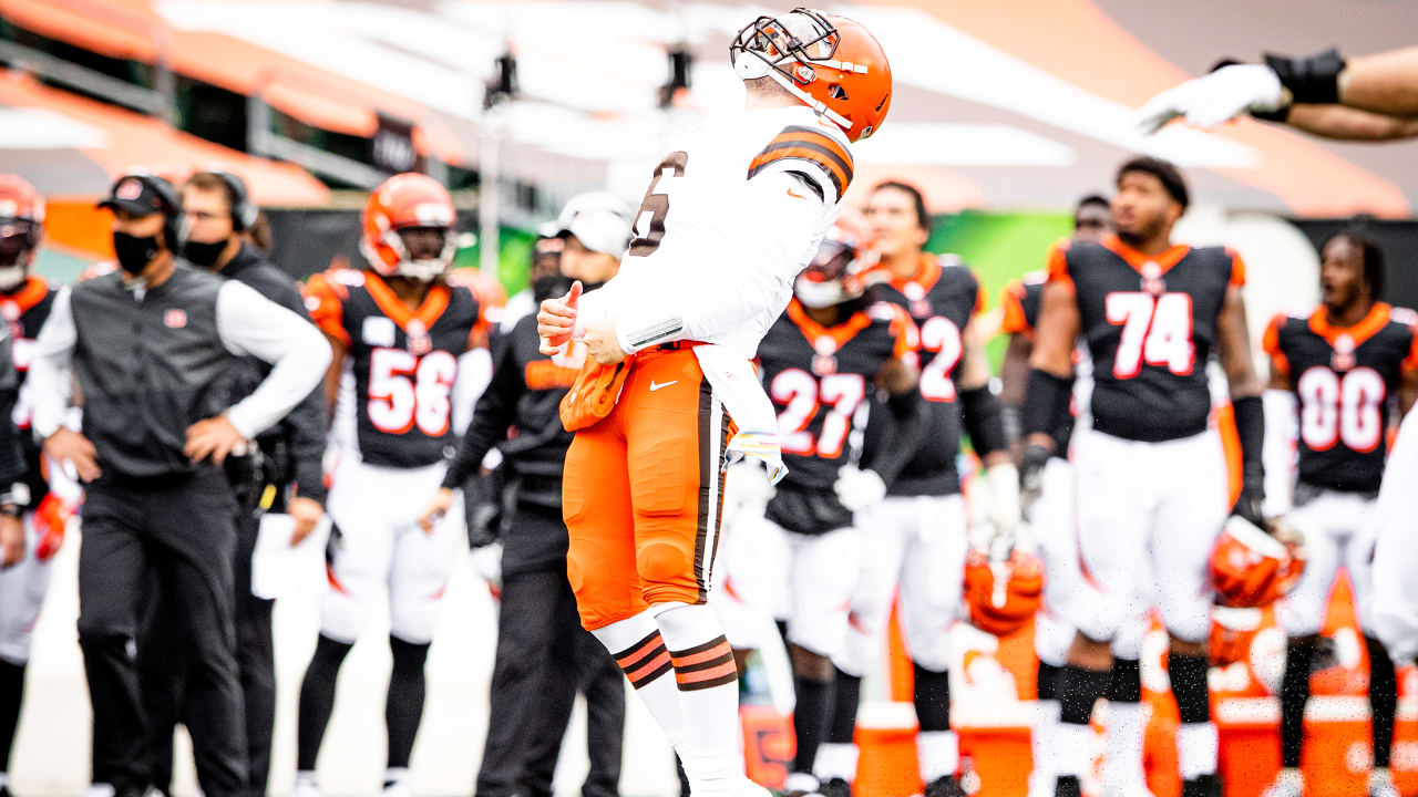 Bengals' Joe Burrow Wins 2021 PFWA NFL Comeback Player of the Year