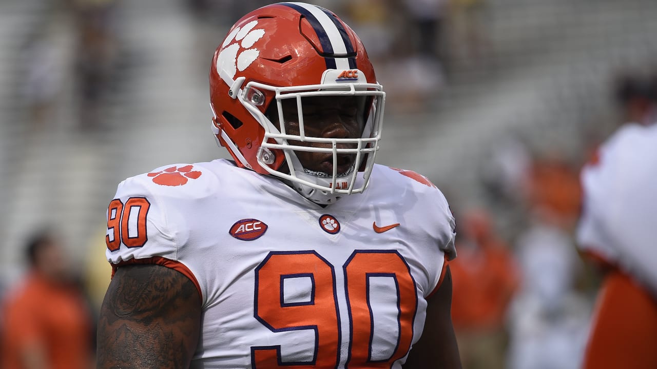 Browns mock draft roundup: Who the experts have Cleveland taking