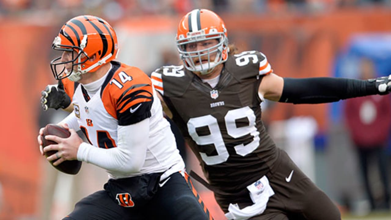 Cleveland Browns outside linebacker Paul Kruger during an NFL