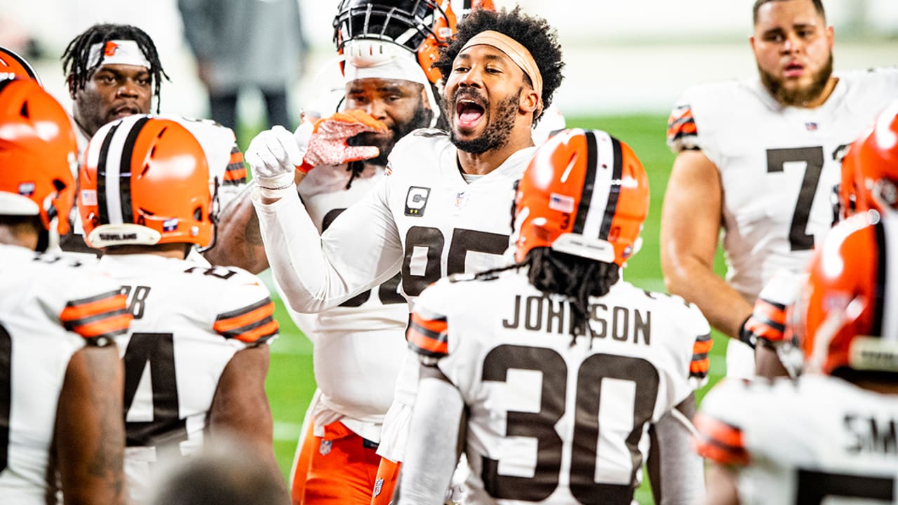 Stunning first quarter lifts Browns over Steelers for first playoff win  since 1994 season