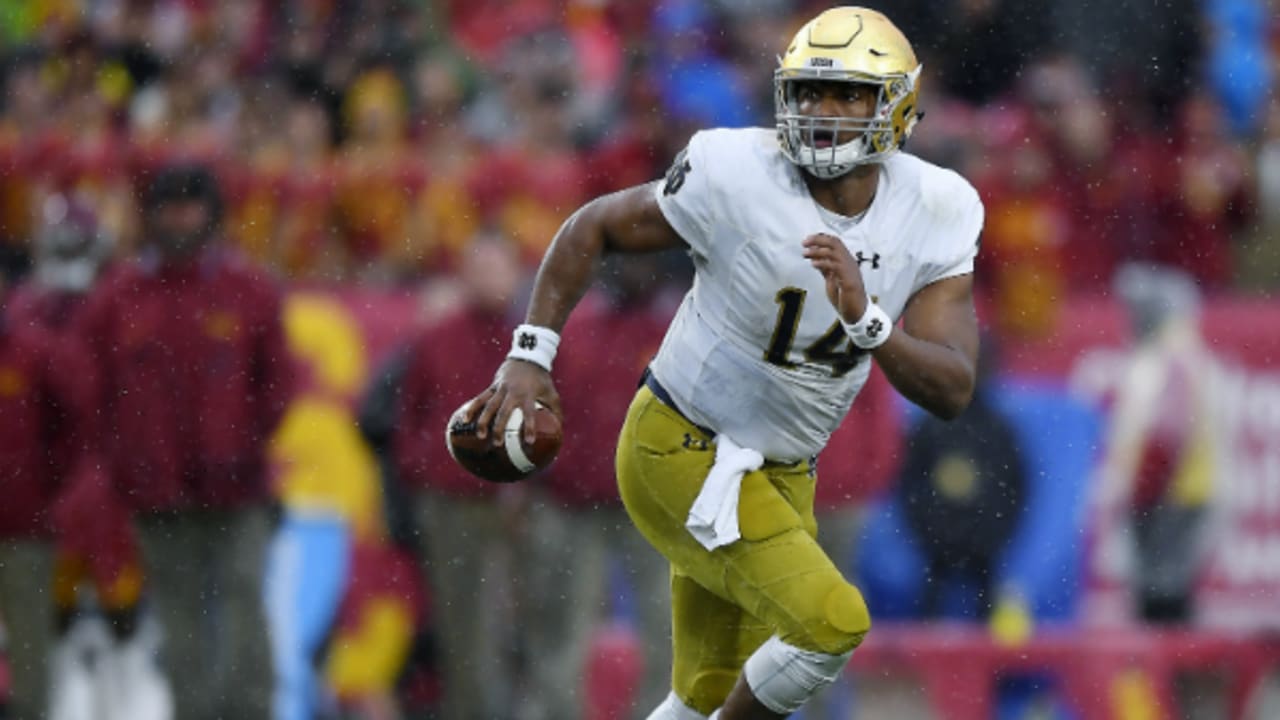 SportsCenter - The Cleveland Browns select former Notre Dame Football QB  DeShone Kizer with the 52nd pick. (via NFL on ESPN)