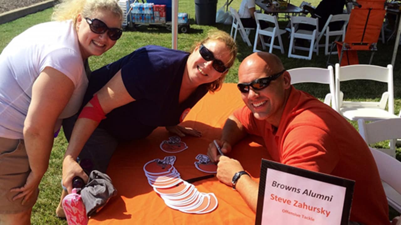 Browns fans step up to help address severe blood shortage at annual Cleveland  Browns Blood Drive